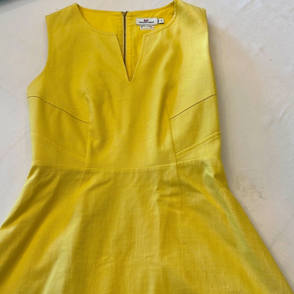 Vineyard, vines, yellow linen dress size 4